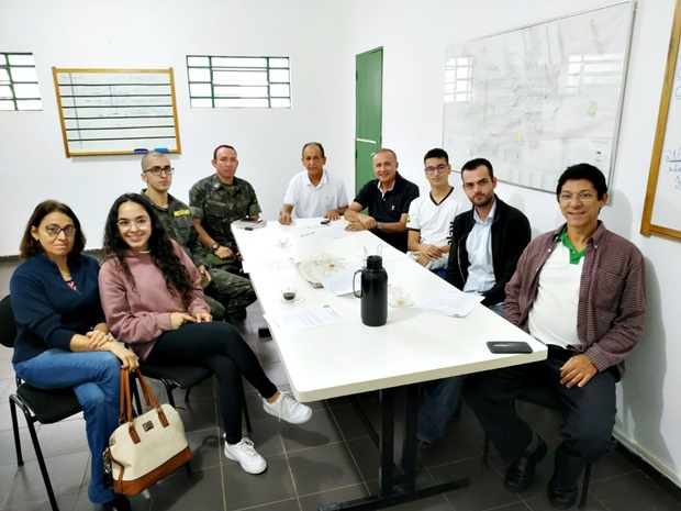 Reunião entre os envolvidos no projeto marcou a concretização dos trabalhos