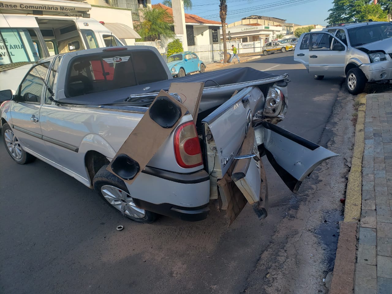 Motorista com possível mau-súbito e causa grave acidente em Tupã