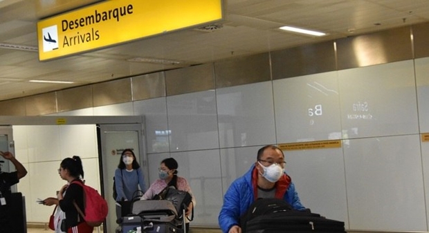 Trata-se de um homem de 61 anos, residente em São Paulo, que veio da Lombardia, na Itália. É o primeiro registro da doença na América Latina.