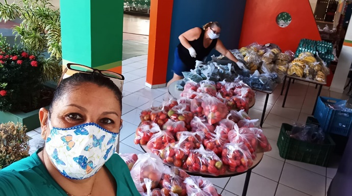 Mais de mil famílias receberam kit alimentação da rede municipal