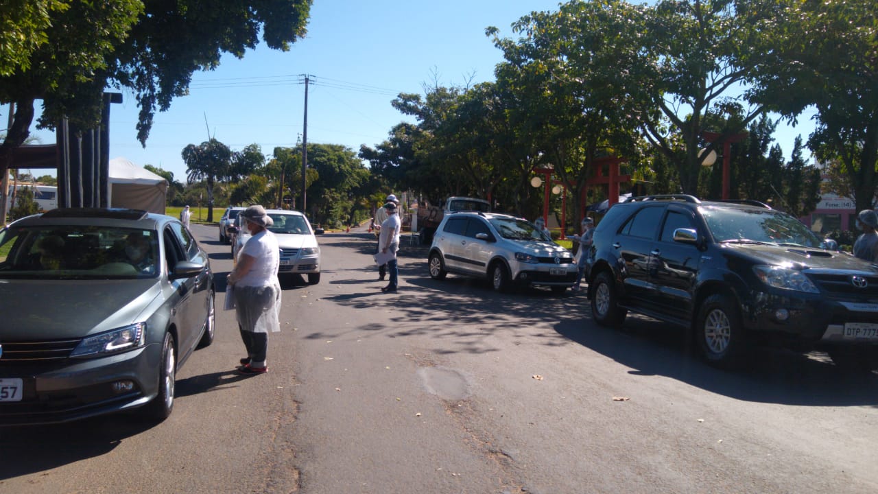 Recorde: 4.500 veículos de outras cidades passaram pela bairreira sanitária em Tupã