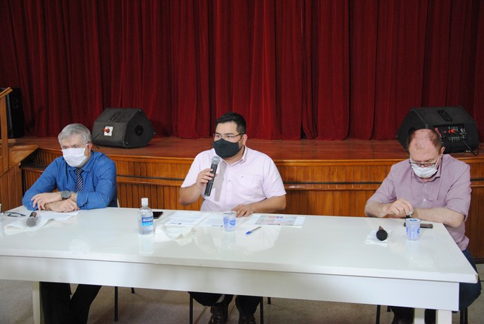 Prefeito e Secretários anunciaram novas medidas nesta quinta (16).