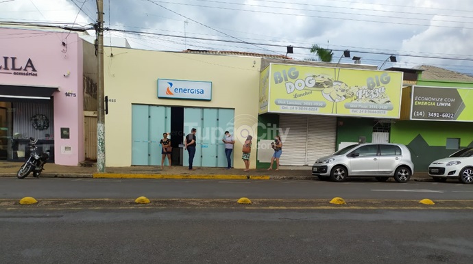 Até esta segunda-feira (21), a tenda ainda não havia sido instalada.