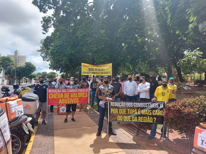 Motoboys farão novo protesto contra os valores abusivos do combustível em Tupã. Foto: Cedida.
