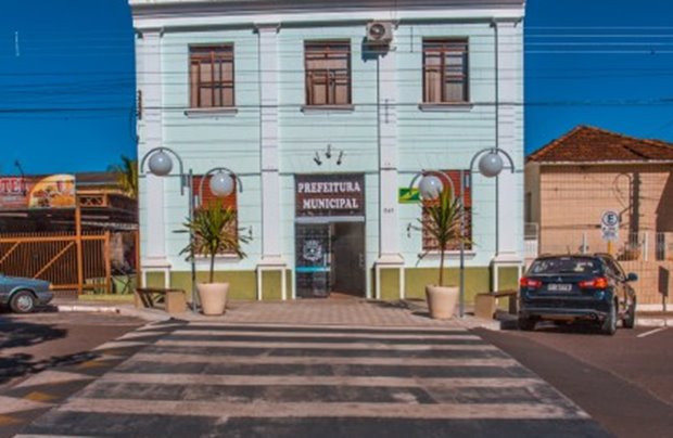 A Prefeitura de Rinópolis abriu concurso público para preenchimentos de diversas vagas.