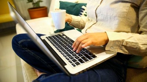 Dia Livre de Impostos promete descontos de até 70% na quinta-feira
