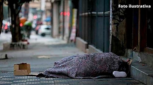Por conta do frio intenso, assistência social de Tupã entrega cobertores e estuda estratégias para proteção de moradores de rua. - Foto Ilustrativa.