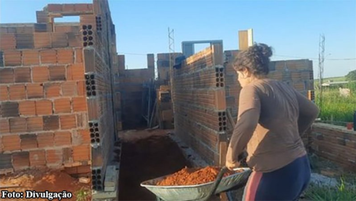 Casal de youtubers de Bastos batalha para realizar o sonho da casa própria - Foto/Bastos Já