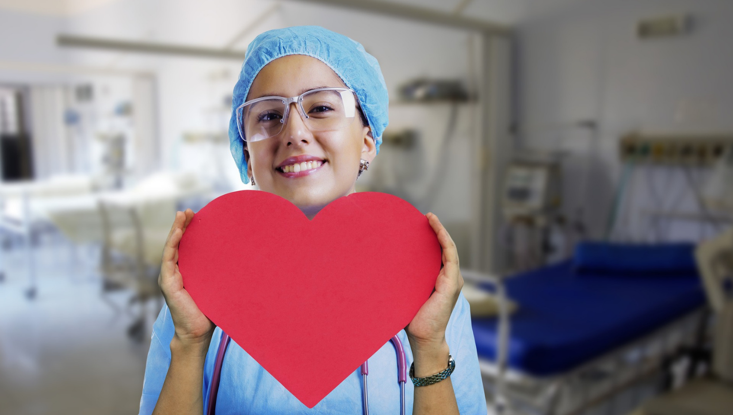 Santa Casa de Tupã contrata auxiliar de enfermagem e enfermeiro intensivista - Foto: Pixabay