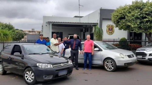 Polícia Civil doa dois veículos apreendidos para entidades sociais de Junqueirópolis - Foto: Divulgação