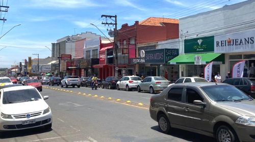 Comércio de Tupã abre até às 22h nesta sexta-feira e até às 17h no sábado | Foto: Bruna de Pieri/Arquivo pessoal
