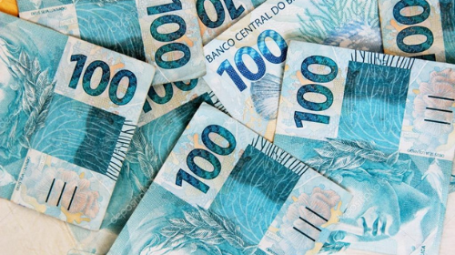 Após 28 anos de existência, nota de R$ 100 compra hoje o mesmo que R$ 13,91 em 1994