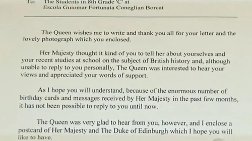 Carta com retorno do Palácio de Buckingham veio dois meses após o envio — Foto: Renan Giovanetti Françozo/Arquivo pessoal