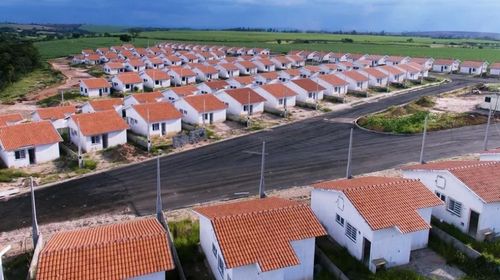 CDHU inicia e acompanha construção de casas em Pompéia e Iacri - Foto: Reprodução