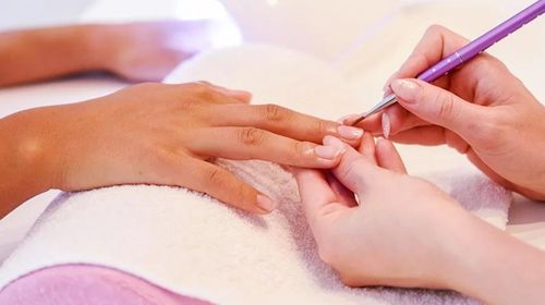 PAT tem vagas para manicure, mecânico, estoquista, vendedor e outras (Foto: Reprodução)