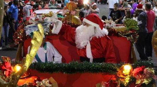 Papai Noel vai estar no quarteirão da rua Cherentes nesta quarta-feira (14) (Foto/Arquivo de Fotos)