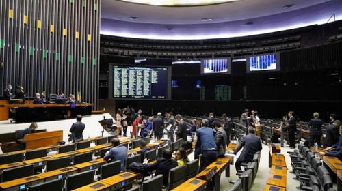 O plenário da Câmara durante sessão nesta quarta-feira (21) — Foto: Pablo Valadares/Câmara dos Deputados