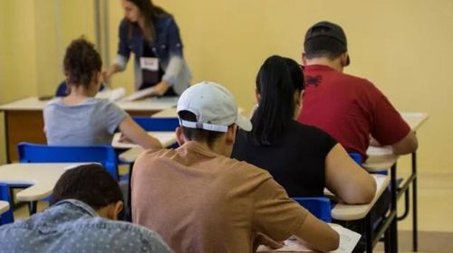 Aprovados no vestibulinho da Etec podem fazer as matrículas — Foto: Gastão Guedes