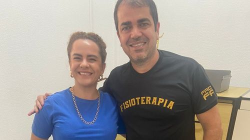 Diretora da associação AITEC SANDALUS, Thaís Fonseca e Renato Borges, coordenador do curso de fisioterapia da Fadap